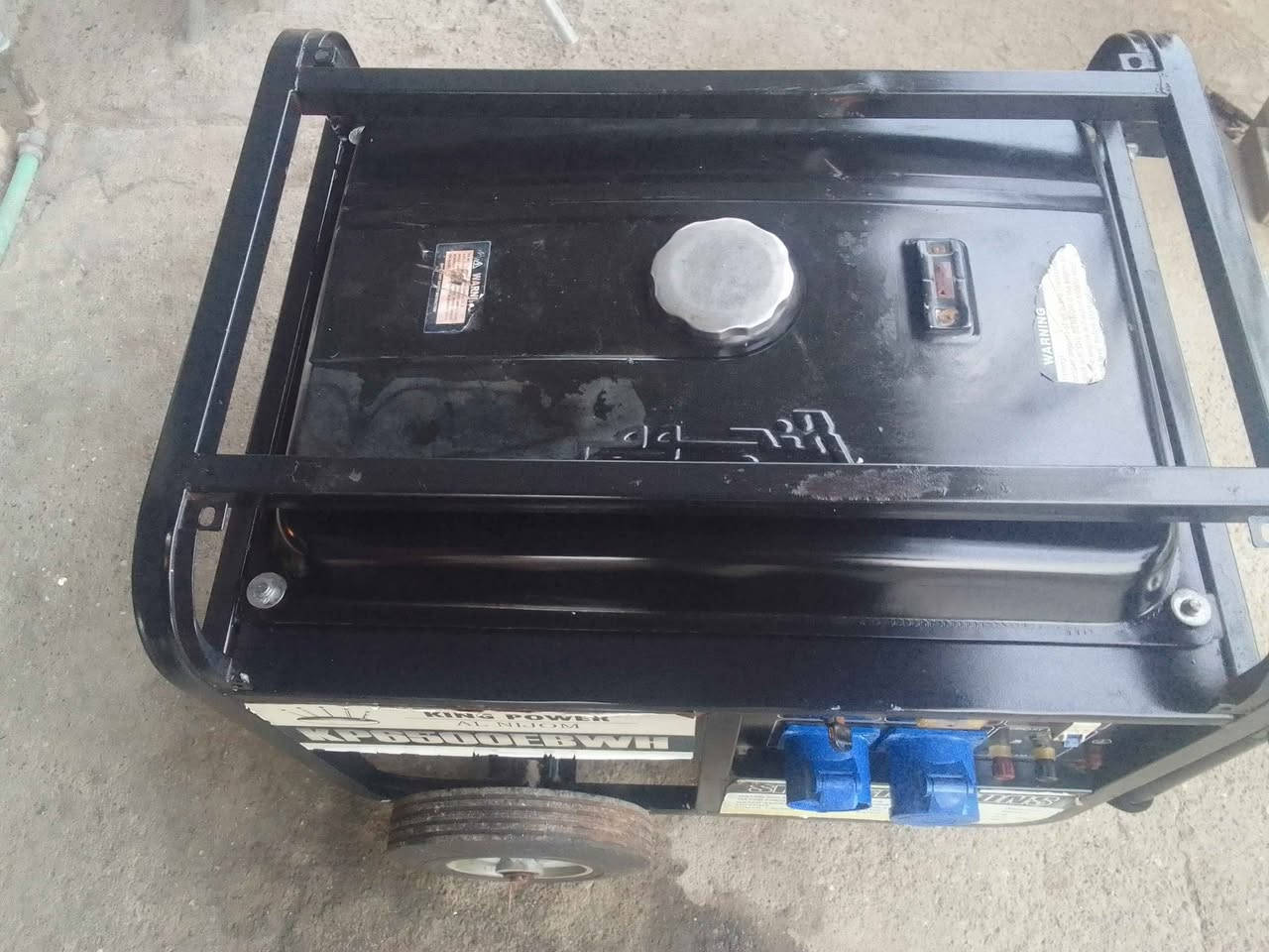 مولده كنك بور ٥ كيفي ٢٠ انبير نظيفه جدا شرط برغي مامفتوح شركه محرك ملف نحاس كلو شرط السعر 250الف موصل ايسر *********** موصل, نينوى
