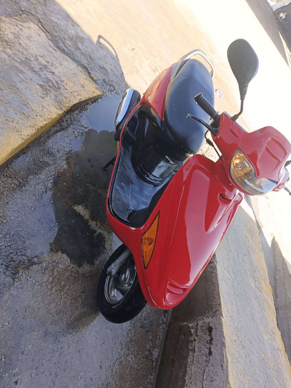 فراشة حاويه للبيع صار شهرين من اخذتها الدراجه خير من الله كهربائيات شغاله كلها الاتصال على الرقم ***********
