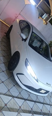 بي واي دي موديل 25 سيل فايف ماشيه 5 ألف  مكفوله كفاله عامه  السعر 1770...