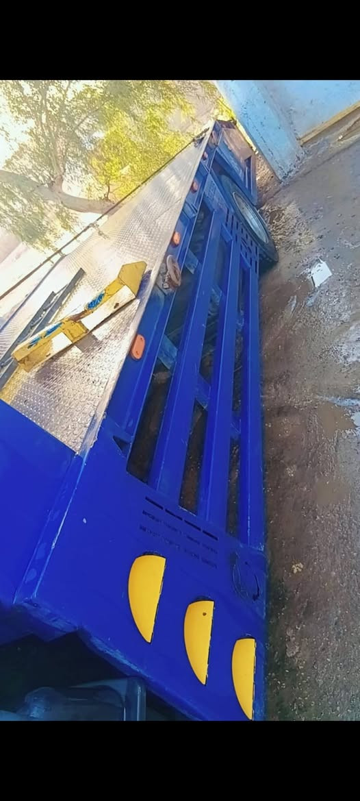 ***********اتيكو كرين818 سطحه 2015اوتماتيك كفاله عامه جديده كلش مامتعوبه كرين ٣سلايت  فول موصفات رقم سليمانيه بسمي شخصيآ
