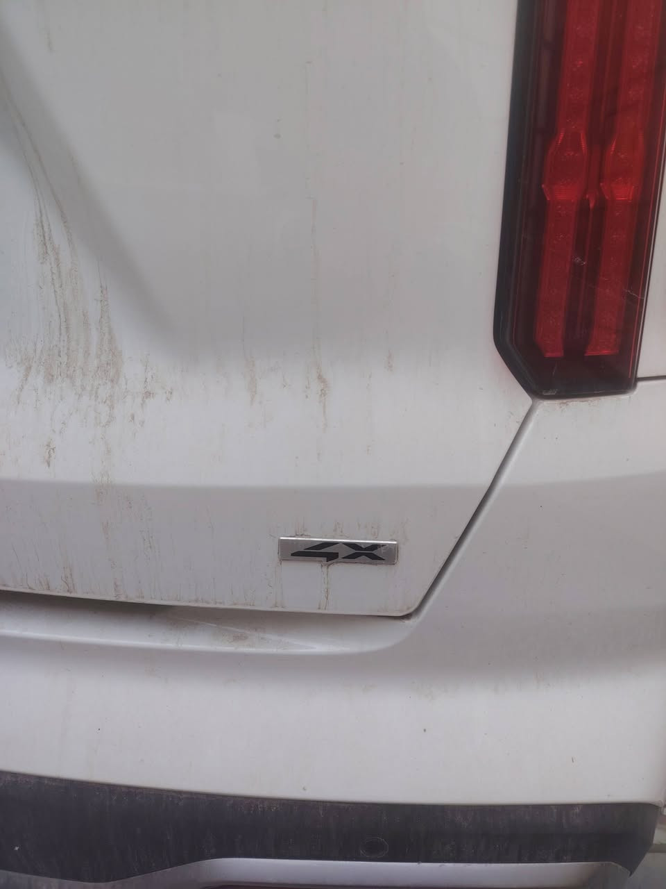 السلام عليكم سورنتو موديل ٢٣ فول مواصفات 4x
معروف ماشية ٥٠٠٠ الف فقط يعني تعتبر زيرو رقم بغداد دولي مكاني بغداد
***********
