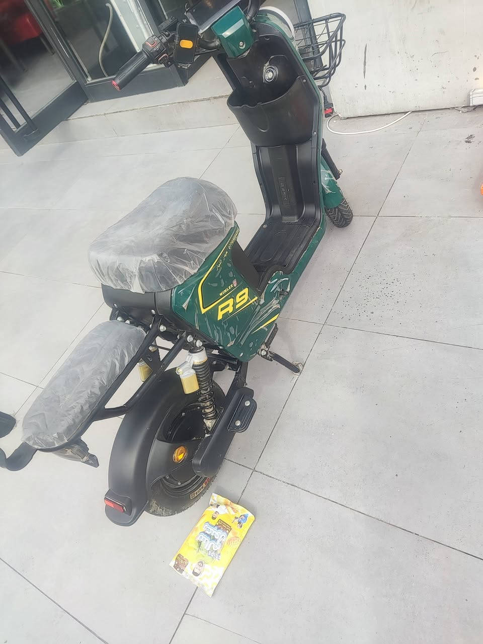 دراجه ار 9 للبيع موديل 2025
ملف 1500 نظام رجوع للخلف
خمس بطاريات تمشيك أكثر من 30 كيلو
الدراجه نظيفه 95 بالميه
السعر 375 وبيها مجال مكاني زيونه استفسار ***********
