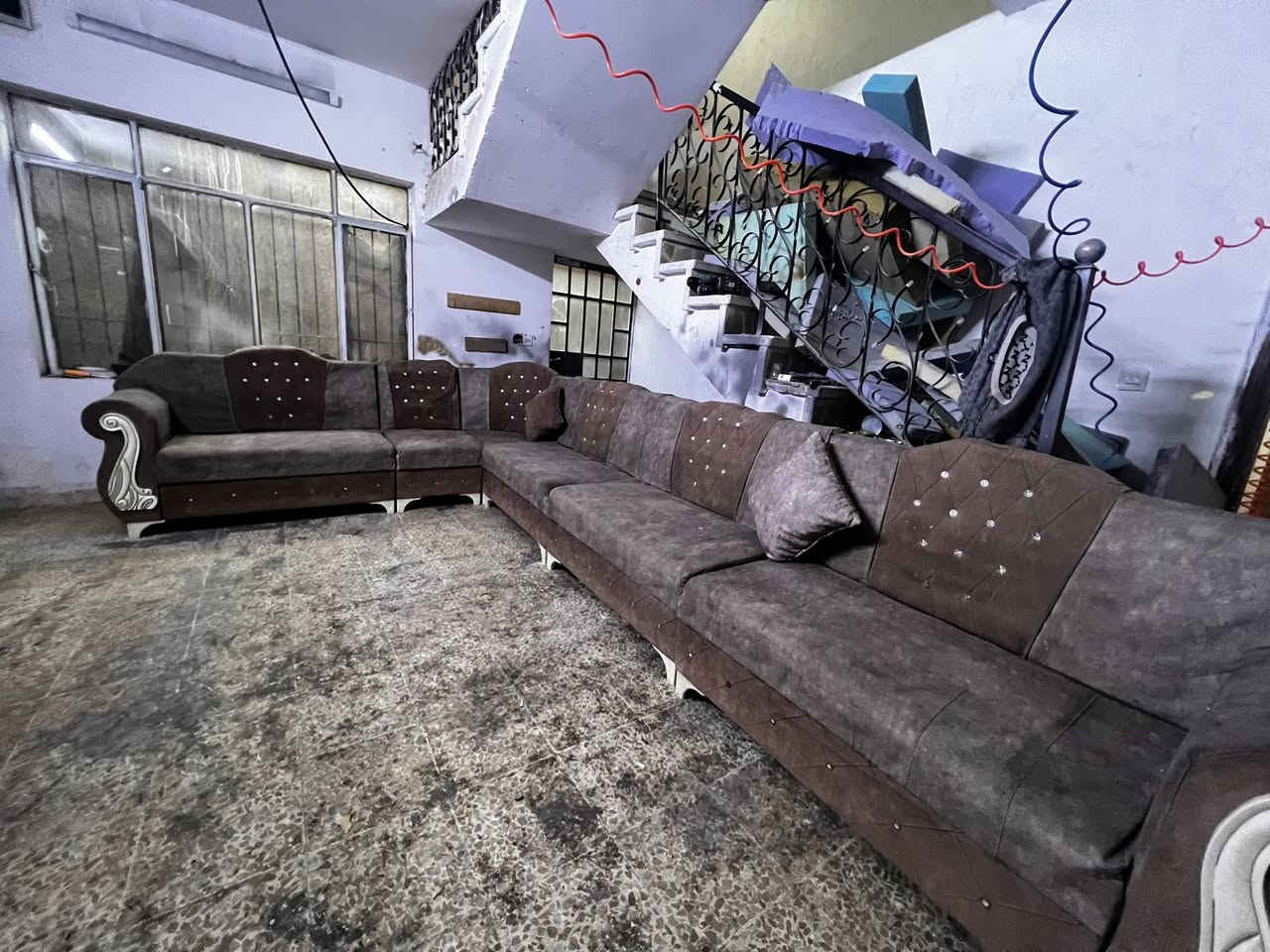 ديوان للبيع مابي اي. عيب حيل نضيف 
٧امتار وتص
عرض خاص 📍
سعره 150


**إذا كنت صاحب هذا الإعلان وتريد حذفه لأي سبب، رجاءا أرسل رسالة إلى الدعم الفني**