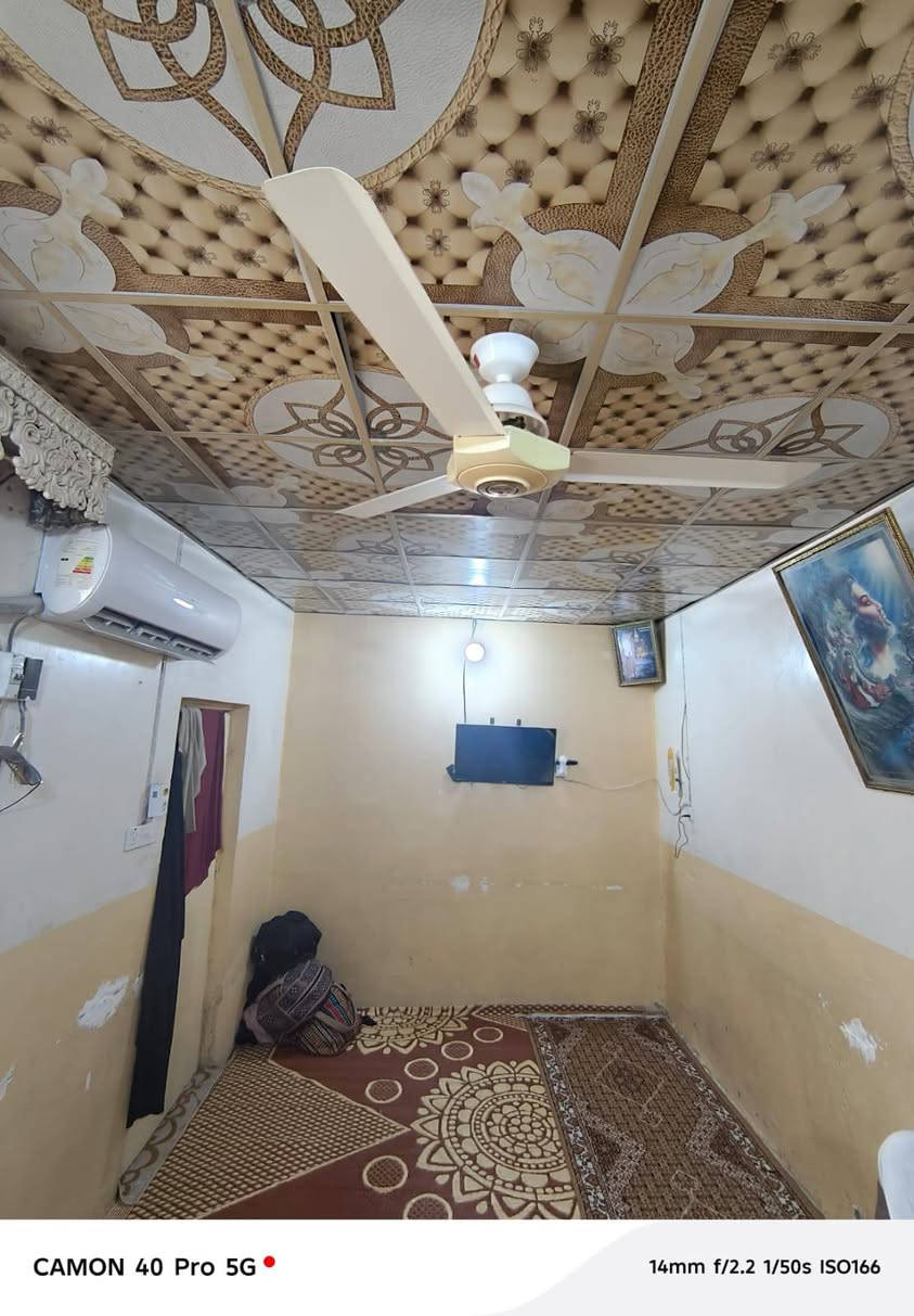 سلام عليكم دار البيع في حي الانصار مساحه 120متر بيت طابقين وشقه معزوله استفسار رقم ***********
