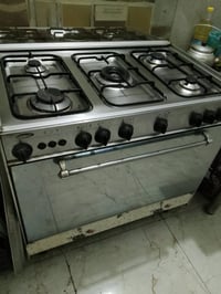 غساله سامسونك حجم 8 ك ب١٧٠ الف و بي مجال   وطباخ يحتاج تنضيف بواري شغا...