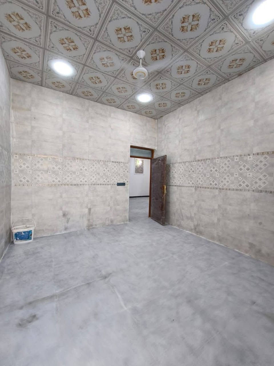 #أسعد_الله_اوقاتكم_بكل_خير ✨
***********)
يتوفر ثلاث دور سكن للبيع التفاصيل ⬇️
المساحة البيت. 170 م
#جنس_العقار ::  طابو زراعي عراقي سند25

#العنوان :: البصرة أبو الخصيب طريق سيد حامد 

يحتوي البيت الواحد على غرفتين منام+ ديوان صاله+مطبخ +صحيات داخليه وخارجية

#السعر البيت الواحد 82 وبي مجال 
#للاستفسار الاتصال على الهاتف 📞📳
📳((***********))
