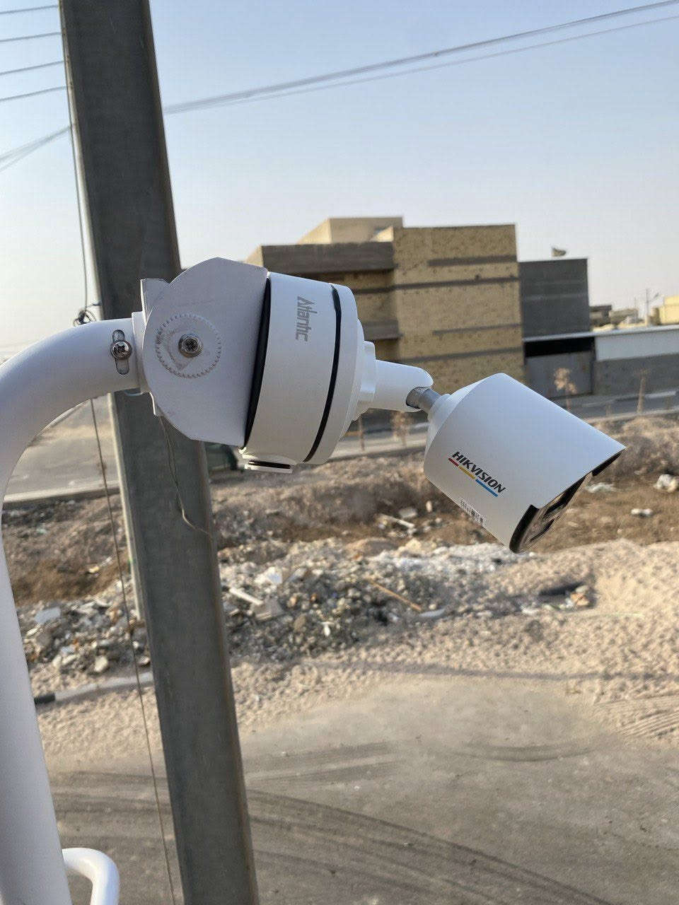 تم تنصيب احد البيوت.
كامرت هيك فجن. 4ميكه. توصل. 
***********البصره
