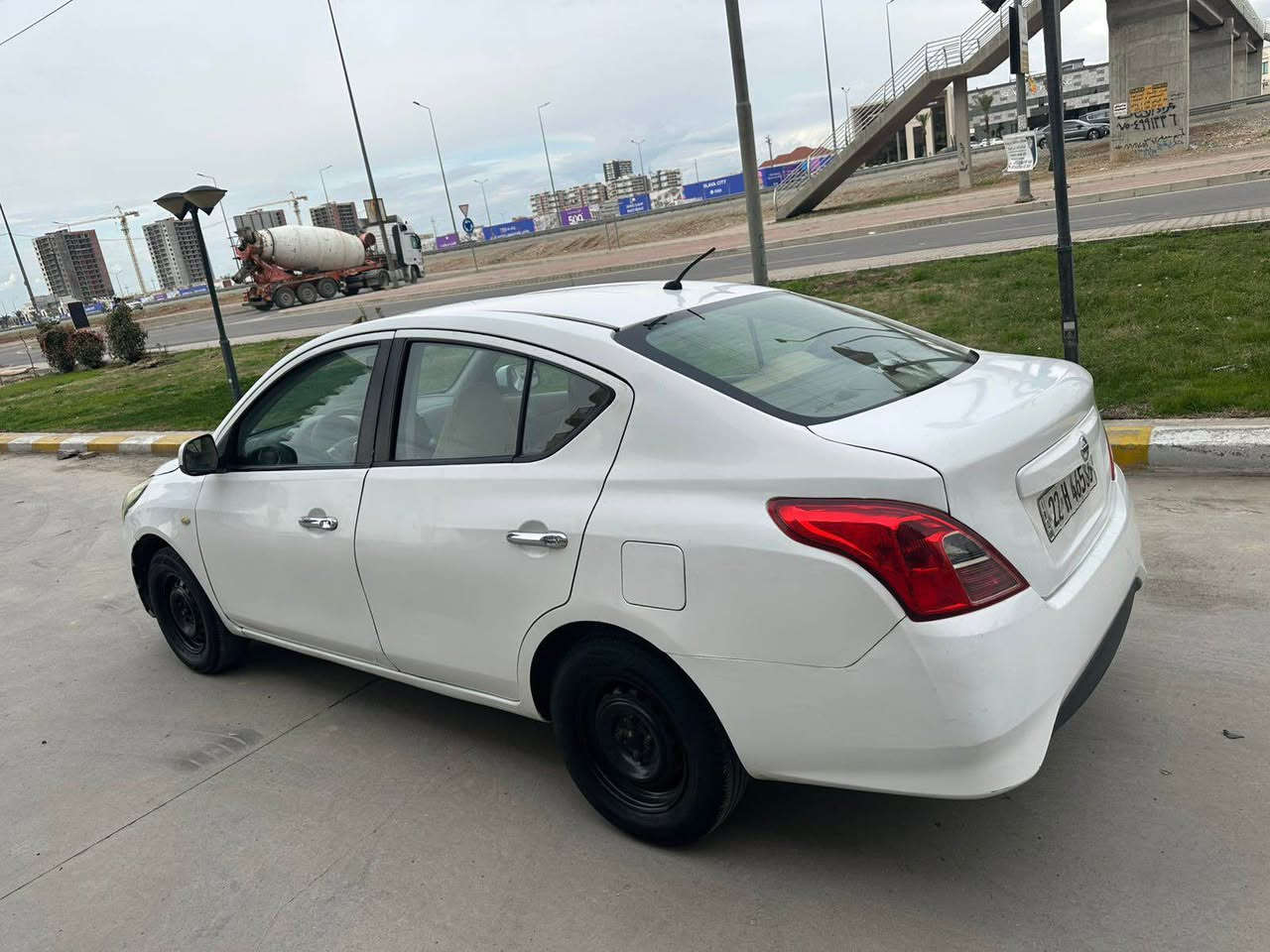 نیسان لاکشمیبای 2016
سەنوی ژینگە رەقم هەمووی نوێە
گێڕ مەکینە تەبریت تەقەو رەقە هەموی بەشەرت بەناو کردن بڕاوە هەموو گیانی بەشەرت ٥-٦ پارجەی بۆیاغە بە حیزام دەیفرۆشم سەعر 79 مەجالیکی کەم
(***********) أربيل, العراق
