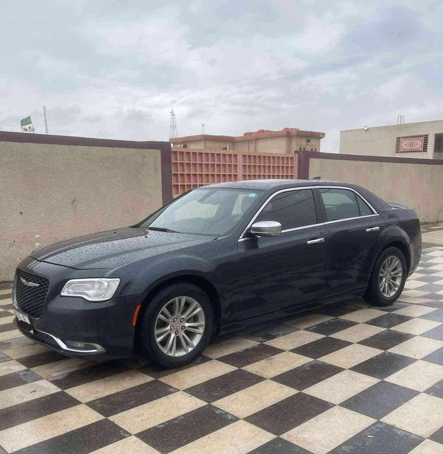 اوباما موديل  ١٨ S  للبيع
سنوية بأسمي رقم بغداد نكليزي هزه جديده
فول مواصفات السيارة للاخير S
فتحه
رادار خلفي
نقاط عمياء 
كشنات جلد تدفئة وتبريدستيرن تدفئة تو ويل اصل
سياره بيها جاملغات خلفيه صبغ اثار شخوط بدون اي. حادث بدون دكه جاكوج وبيها جاملغ امامي مبدل   شواصي لغود تكم كفالة 
محرك وكير كفالة حداديه  تبريد تدفه  سياره جاهزه الاخير مكان سياره كربلاء طوريج ***********
السعر ١٧٠
