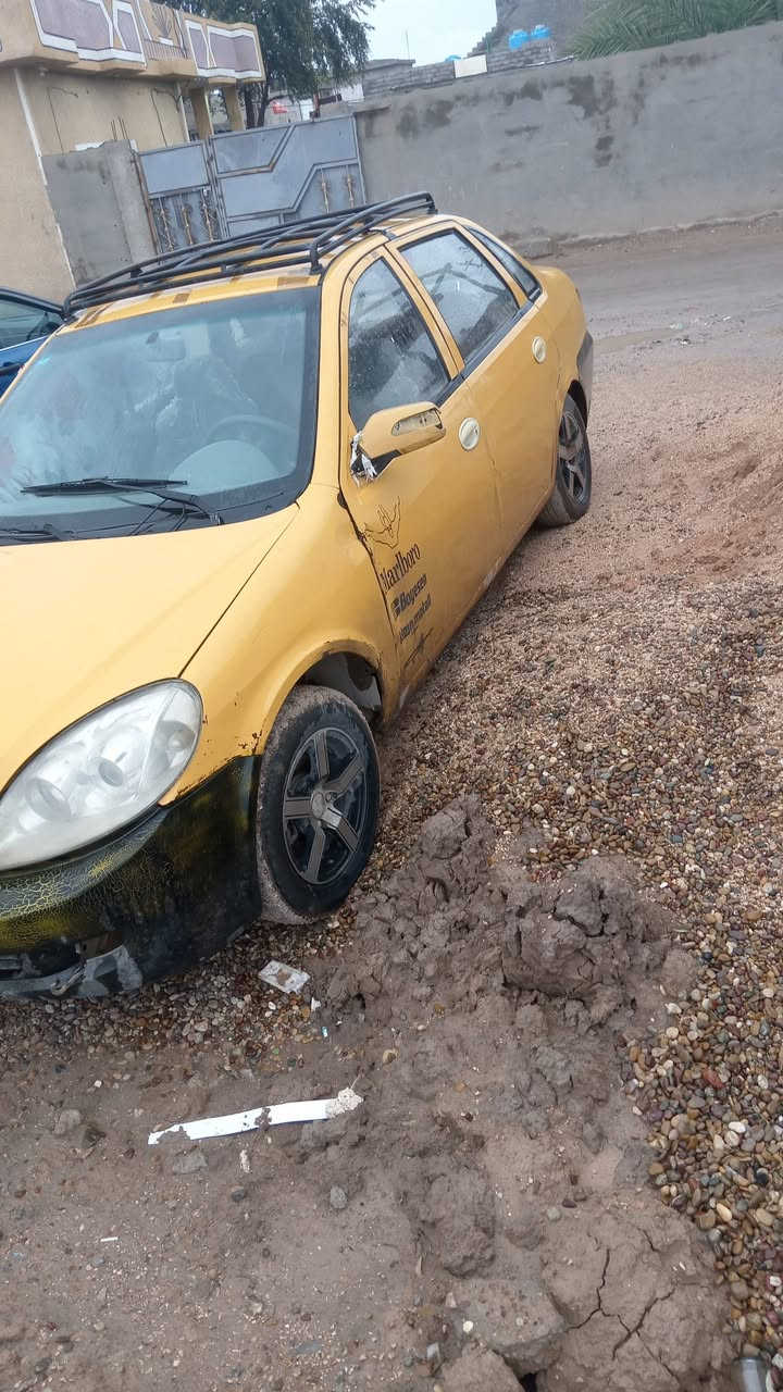 سلام عليكم سياره ليفان ٥٢٠للبيع سياره جاهزه نقص صدر فقط مصفره هيئه غرامات هزه جديده باسمي السعر ٢٠ العنوان اليوسفيه ناحيه الرشيد للاتصال غير متواجد ع الفيس ***********
