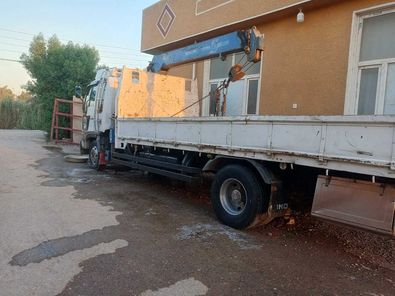 سلام عليكم هينوانكر موديل 98بلادي مكان بغداد جرف النداف لسعر 245.   ***********
