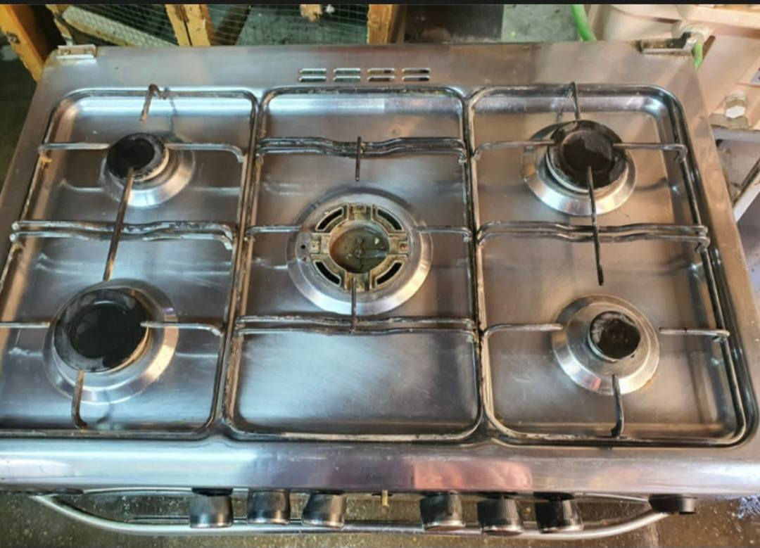 السلام عليكم طباخ للبيع مثل ما واضح بل صور نضيف فقط عين وحده غير شغاله والباقيات مابيهن شي المكان بغداد مدينه الصدر الحبيبية متوجد خاص السعر ٦٥ وبيه مجال قليل


**إذا كنت صاحب هذا الإعلان وتريد حذفه لأي سبب، رجاءا أرسل رسالة إلى الدعم الفني**