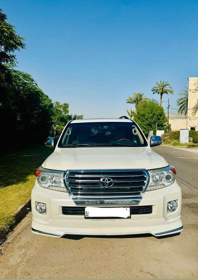 للبيع لاند كروز موديل 14  ماشيه 89
مكان حي الجامعه***********
