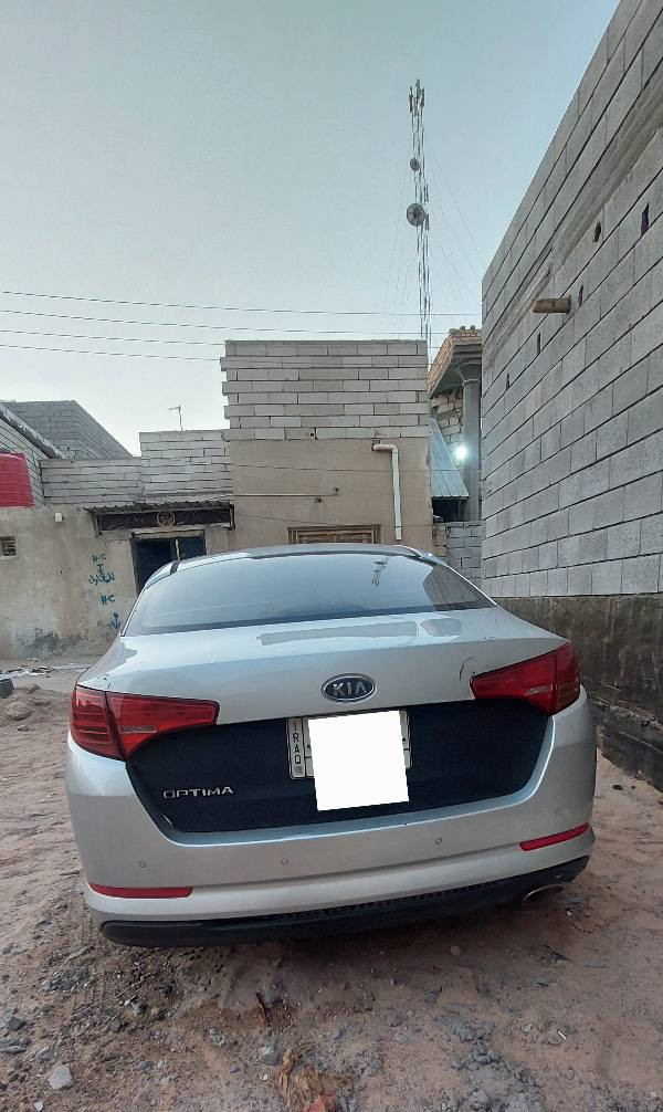 السلام عليكم K5 2013 وارد كوري كير محرك كفاله كهربائيات تبريد كله شغاله حداديه زينه سنويه لل 28 تحويل مكانه البصرة الزبير سعره 105 وبيه مجال للإستفسار اكثر الاتصال *********** الزبير, البصرة
