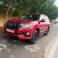 برادو 2022 لون ماروني مد نايت ماشيه 86 فول موصفات سياره نضيفه بيها صبغ...