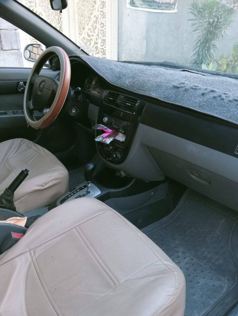 السلام عليكم
اوبترا ٢٠١١ خصوصي وارد خليجي 
بيها بابين تبديل شركة
ماشيه ١٦٩ الف
رقم ذي قار حره بإسمي
مكان السيارة الناصرية مركز
للاستفسار أكثر الاتصال على الرقم ***********
السعر ٧٧ ورقه وبيها مجال بسيط
غير متواجد على الفيس
