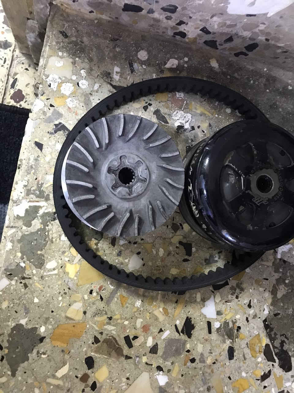 كلاجات رياضي للبيع مال تفصيخ امراوس اب صدر وكلاجات ابلاديه


**إذا كنت صاحب هذا الإعلان وتريد حذفه لأي سبب، رجاءا أرسل رسالة إلى الدعم الفني**