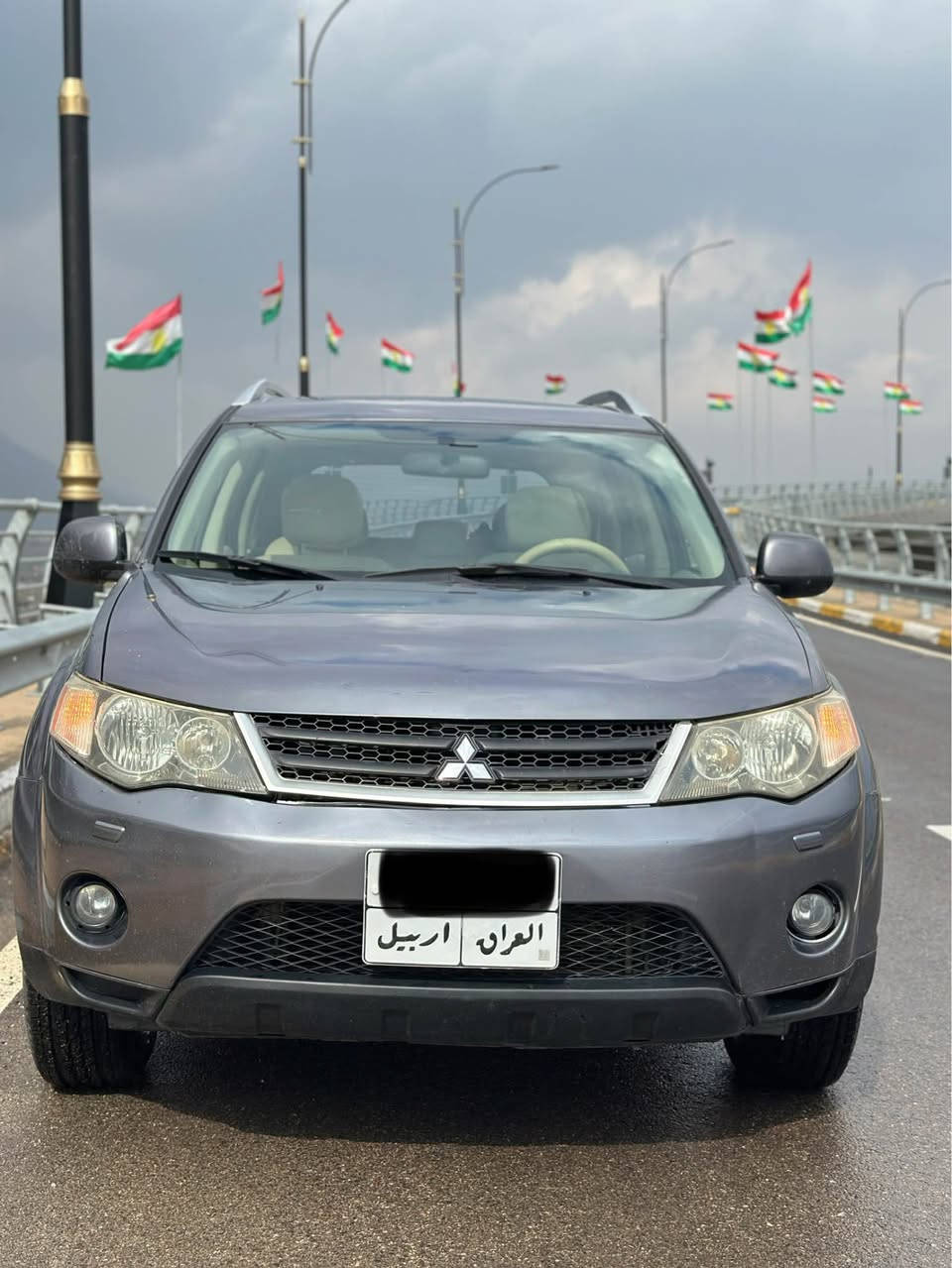 2008 فوول مواصفات كير ئوتوماتيك و عادى Outlander
نه حديد سورعه سلايت abs به صمه و ده رگا به صمه سيلايت حاسه ي دواوه ده بل اكسل 
بي سبغ و بي ليدران ته نيا 230هه زار رؤشتوه گيرو مكينه به شرط نه كراوه ته وه بي مصروف چوار تايه جديد له ژيره سنوي به سه رچوه سي جوار شويني ساردي هه يه شوين شقلاوه ژ م فايبرو اتس اب ***********
*********** شقلاوة, أربيل
