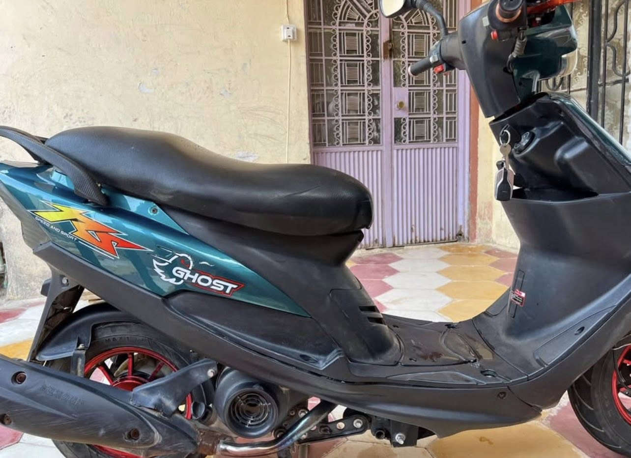 السلام عليكم …..
ماكس عدله رايدها ب ٥٠٠ الف وبيها مجال حك الجيه 
مكينة ما مفتوحه ع البلاد 
كهربائيات شغالة 

الرقم *********** 
بس الشراي يتواصل مو شراي لا تعبني اخيك
