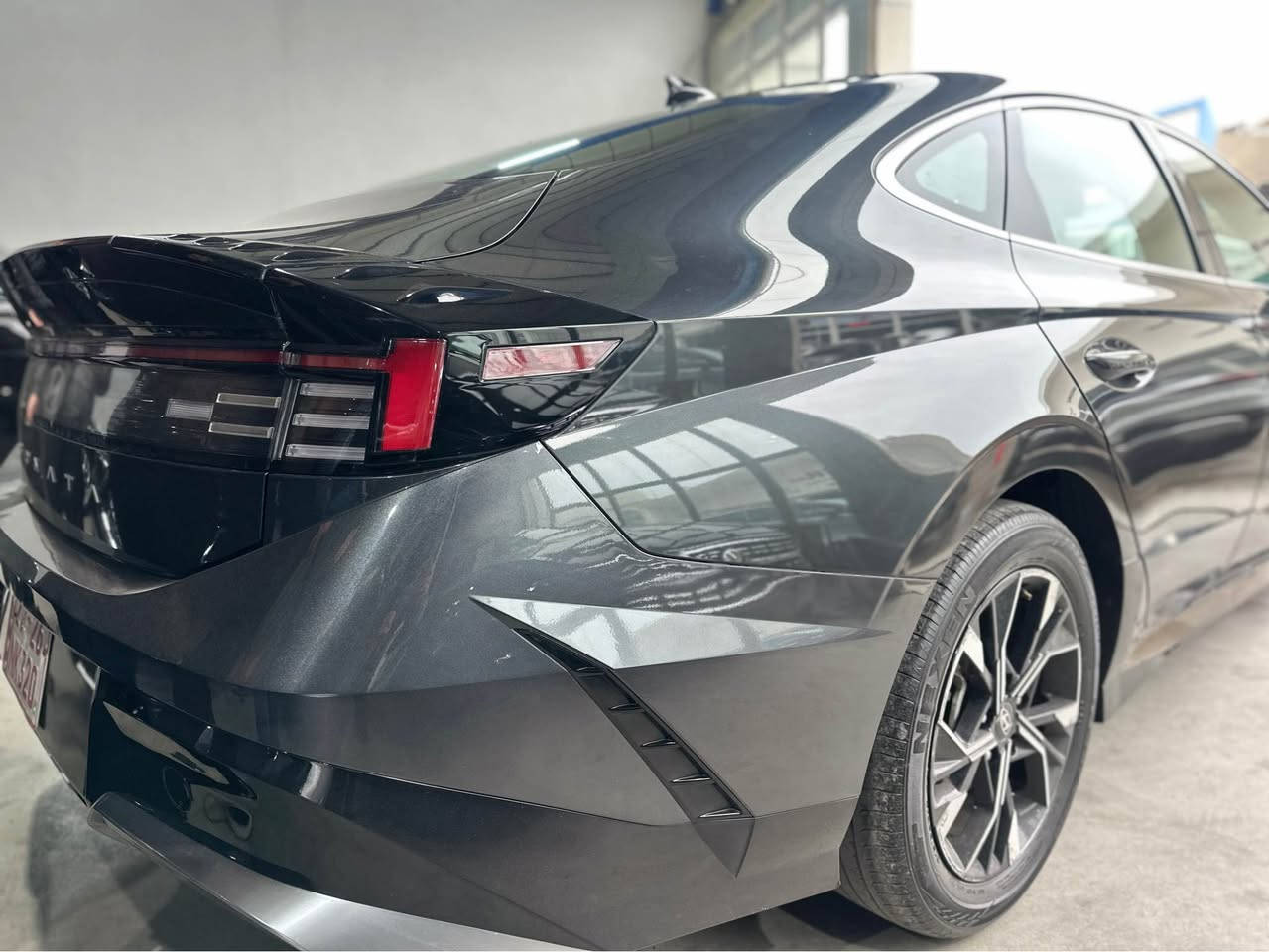 Sonata 2025
مواصفات 
شاشة
كاميرة
رادار
حساس
و بعد بيها هواي مواصفات 
جملغ و باب صبغ 
بدون دواخل
بدون ايرباك
١٦٤$و بي مجال 
رقم واتساب؛***********
مكان سيارة اربيل داخل معارض أربيل, العراق
