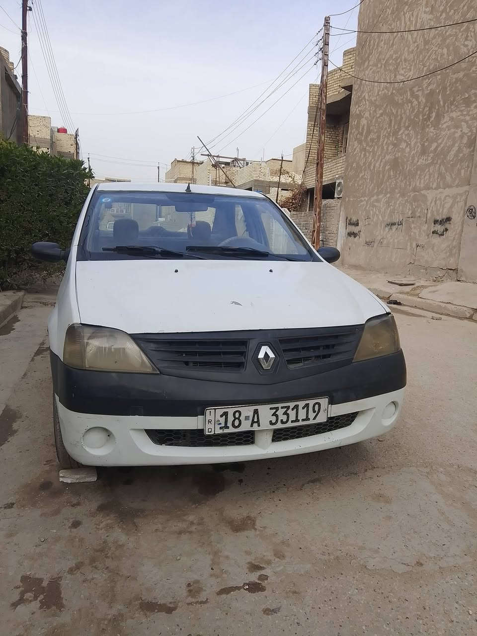 سلام عليكم بيع مستعجل رينو لوكان 2013 الكشر غير مكفول ابيع صبغ عام تعال شوفة بعينك مكينة مكفوله لا تبخير ولا تنقيص الكير جديد قبل يومين شديته وطلع بي صوت ابيع عاطل زوج تايرت جدد صدر جديد قبل سبوع 34وبيه  مجال مكاني بغداد العبيدي شارع 20رقمي***********
