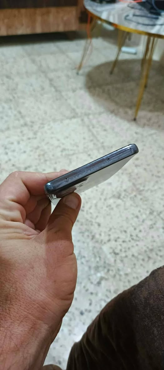 سامسونك A73 5g داكرة ٢٥٦ ورام ١٦ مبدل ظهر فقد ***********
