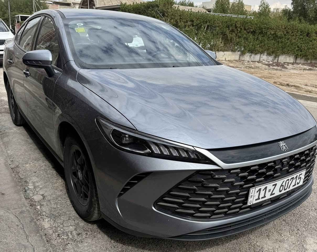 السلام عليكم  
للبيع بي واي دي جن بلاص ماشيه 11الف 
داخل زيتوني كفاله عامه السياره على وظع الشركة غراضه كله كامله السعر 17مليون و 800العنون بغدا شارع فلسطين للاستفسار ***********
