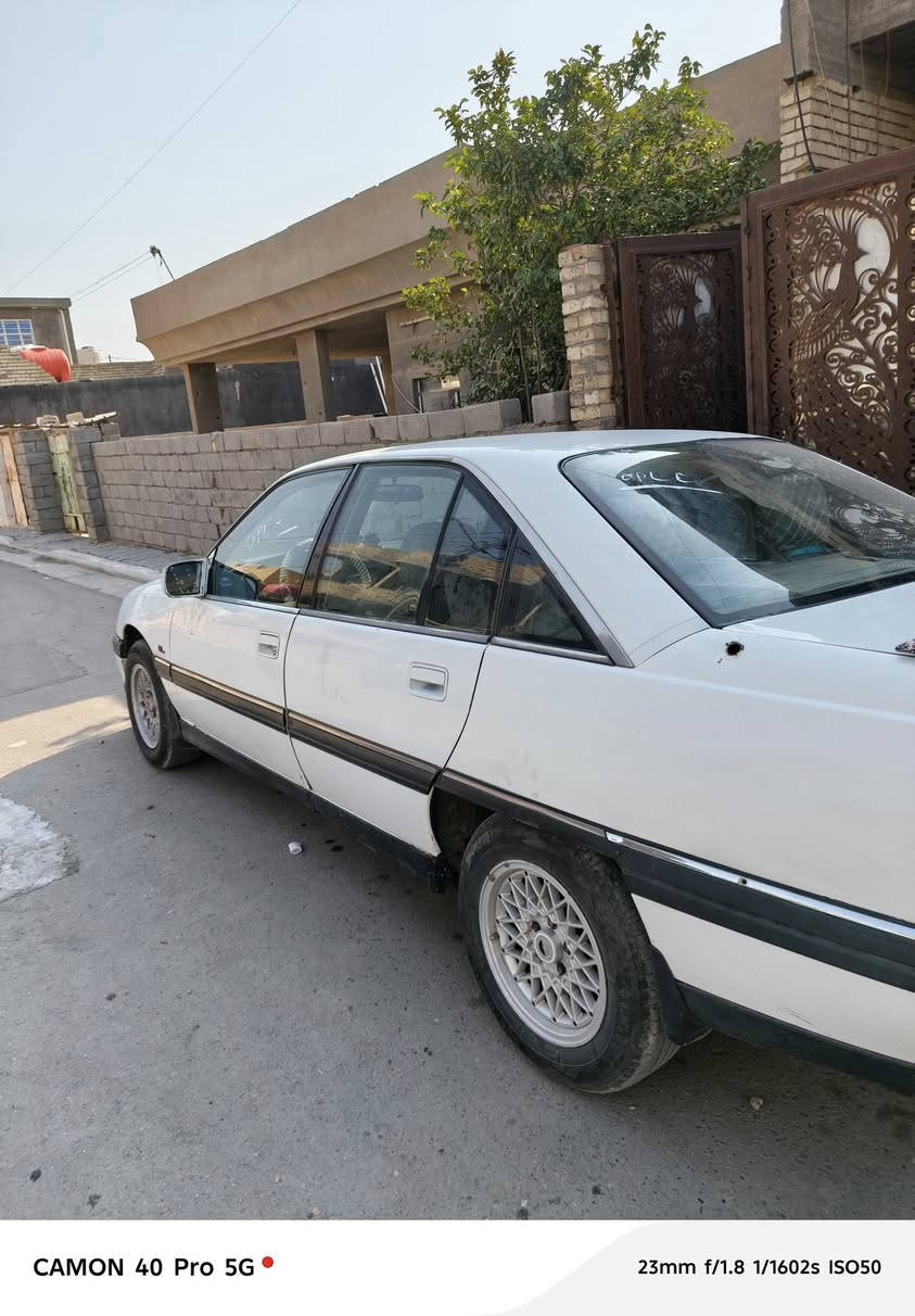 ياالله،، السلام عليكم ورحمه الله وبركاته
اوبل اوميكا موديل 1992 ،، سياره حلوه ومرتبه لا خياس ولا اي شي بيها مكينه بطه المكينه تبخر سياره جاهزه وحلوه ترايك وين ما يعجبك  كشرها بلادي غرفتها جديدة،، سياره بأسمي رقم سليمانيه تحويل مباشر ،، السعر 39ورقه وبيها مجال،، شاهد الله صارت عليه اكثر من هاذا السعر
رقم الهاتف
***********
***********
