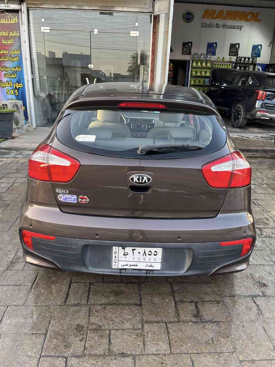 بسم الله الرحمن الرحيم
السلام عليكم 
كيا ريو موديل 16 خليجي رقم بغداد
ماشيه 99 قابل للزيادة
تخم تاير جديد
بيها طخة بحافة الجاملغ والبنيد 
مكان السيارة السيدية
رايدها ب103 وبيها مجال
الشراي يتصل  ***********
