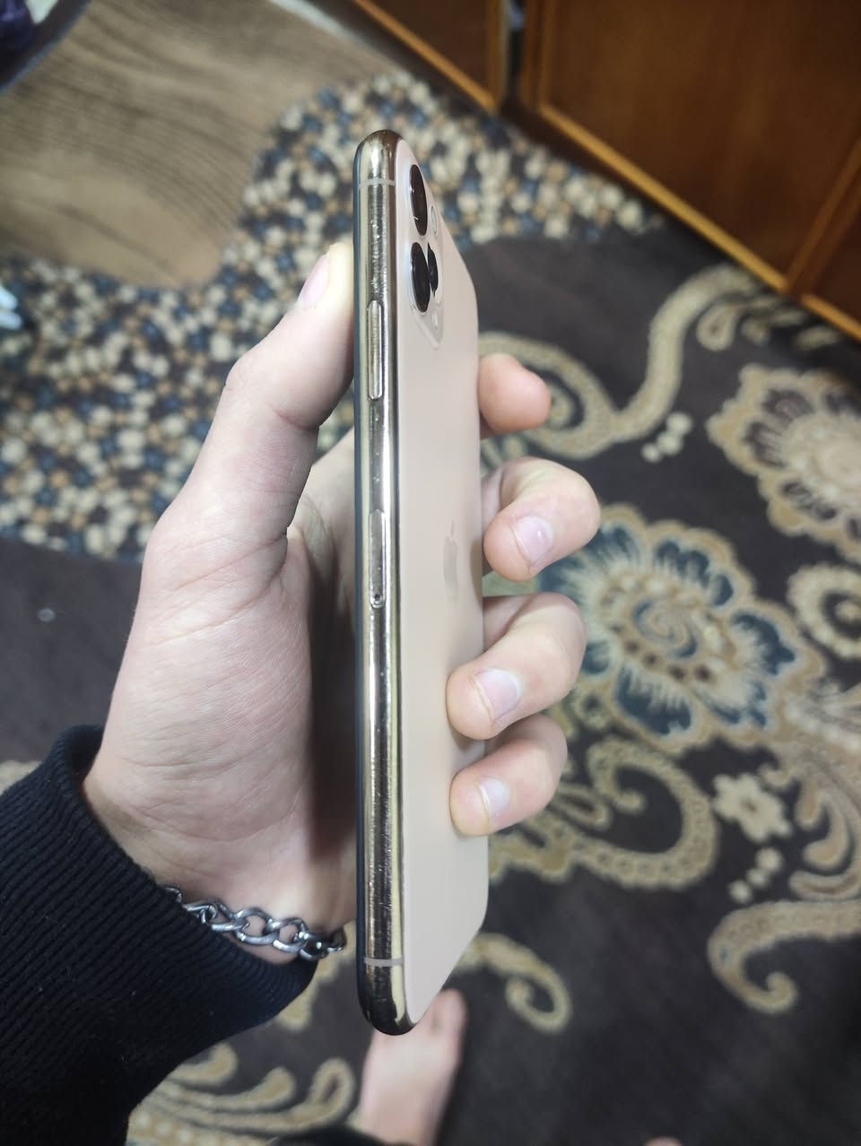 سلام عليكم ايفون 11Pro MAX ذاكره 256 تك LL/A جهاز بس مبدل شاشه بطاريه بلادي جهاز نضيف ومرتب سعر الجهاز 175 وبي مجال مكاني موصل ايسر


**إذا كنت صاحب هذا الإعلان وتريد حذفه لأي سبب، رجاءا أرسل رسالة إلى الدعم الفني**