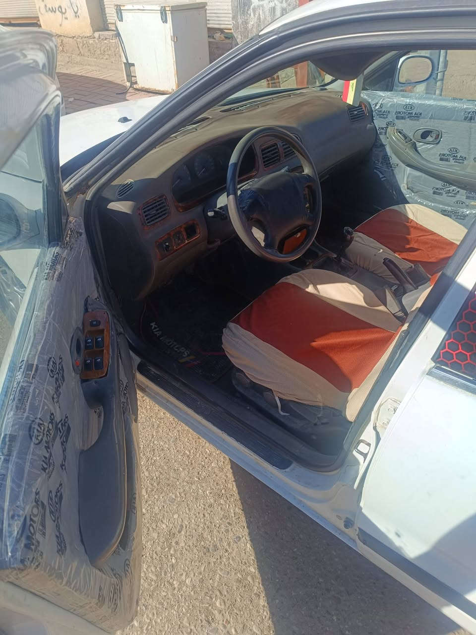 سلام عليكم للبيع كيه كريدوس موديل ٩٧
صدر كير محرك نضيفات تدفئه شغاله كهربائيات كلها شغاله تخم تاير جديد بيها نواقص قليليه سنويتها ضايعه امشي معامله مال بدل ضايع وراعيهاموجود تريد تحويل تريد وكاله السعر ٣٥ وبيها مجال للشراي ***********
