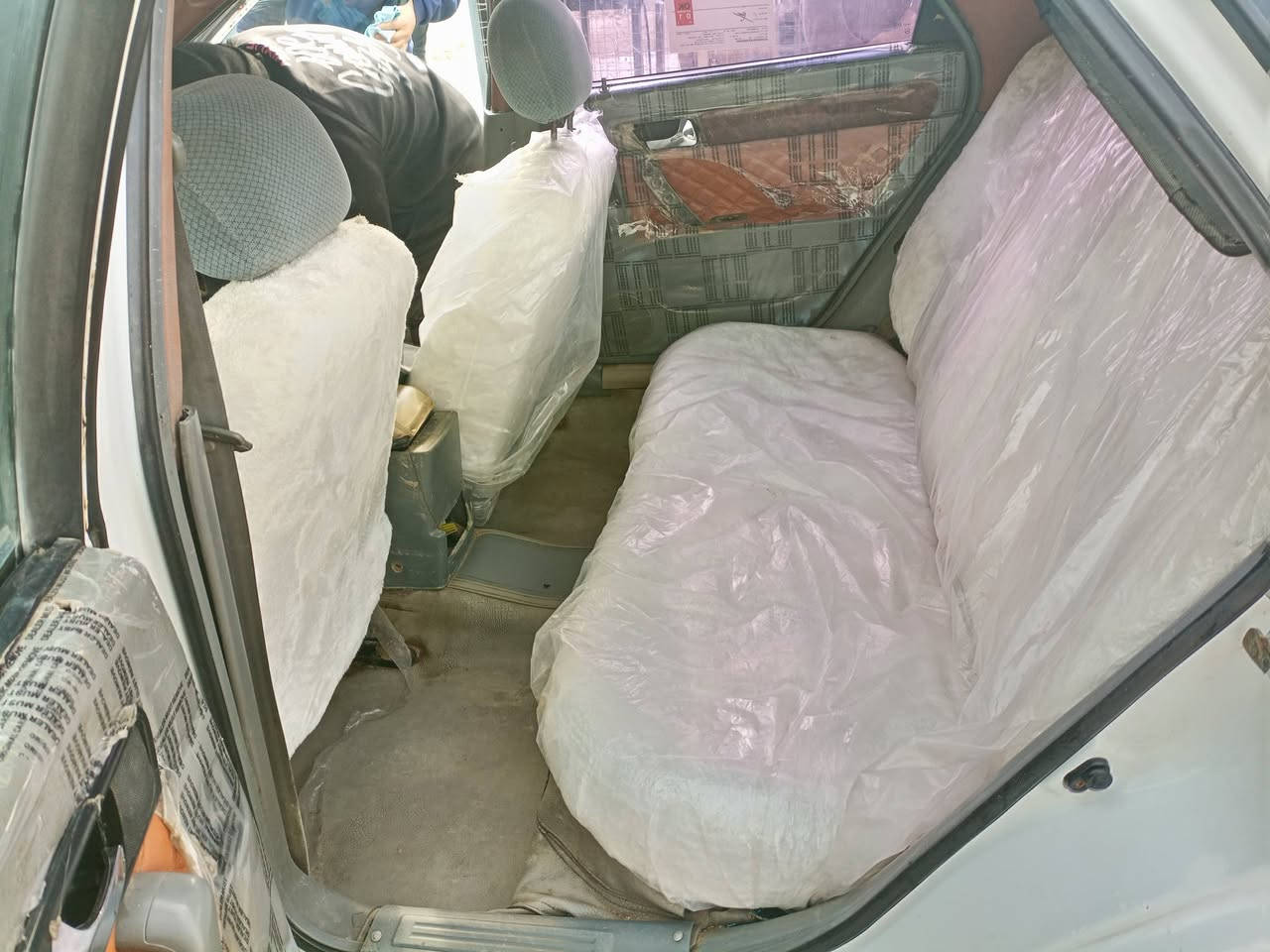 السلام عليكم اوبتره للبيع ٢٠٠١١ مصبوغه حزام كير ومحرك جديد كير عادي متجيه ع جهة اليمنى تبريد وصدر وتايرات كله جديد رقمها بصره مشروع وطني تريد تحويل تريد وكاله ***********مكاني صلاح الدين تكريت السهر٥٥وبيها مجال
