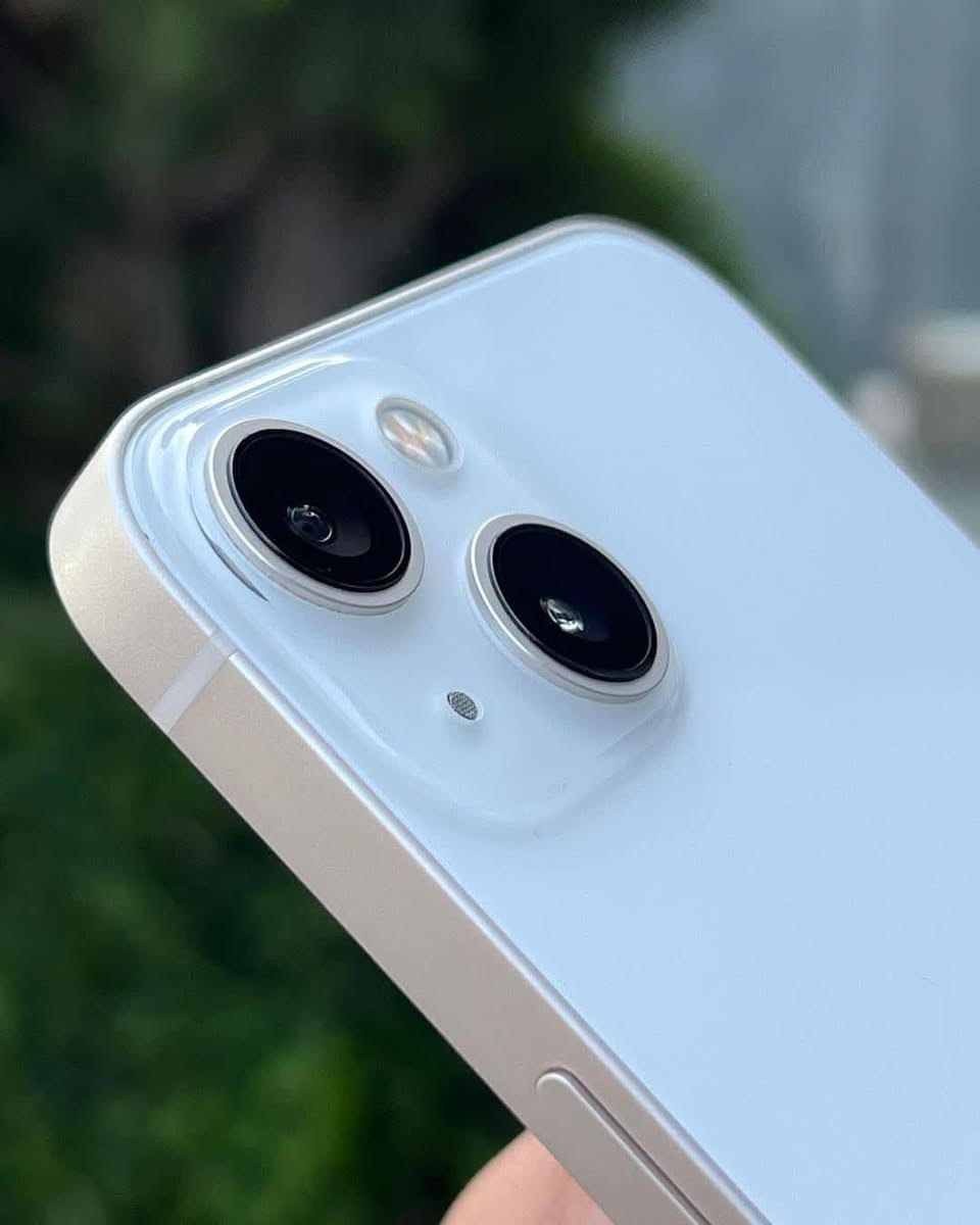 #مستخدم ايفون 13 وتر بروف مكفول 425 🔥بلاش 
اذكره 128 
بطاريه 91 🔋💯 توصيل موجود 
كامل ملحقات مع وصل ضمان ستبدال 5 أيام عن ايي خلل كارتون مطابق وكيبل شحن 
السعر 425 الف فقط 🔥🔥
كربلاء حي العامل سوق الأخير بدايه شارع السبيس مجمع العرداوي *********** ***********
