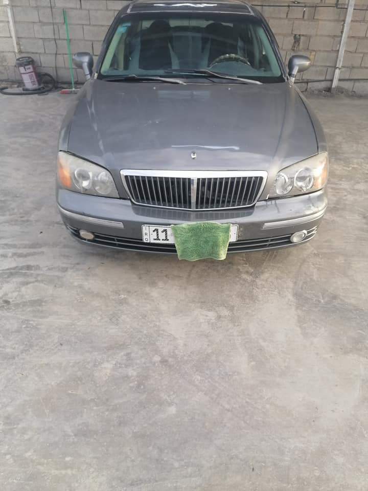 السلام عليكم سوناتا وفود موديل ٢٠٠٤ رقم بغداد انكليزي هزه ورقم وسنويه جديده وجاهزه من كلشي كير محرك ٢٤٠٠ فول موصفات سياره جديده وجاهزه من كلشي كير محرك تبريد ثلج حداديه تخم تاير جديد ساره أحله من صوره جديده وجاهزه من كلشي السعر ٤٣ وبيه مجال قليل مكاني بابل مسيب رقمي ***********
