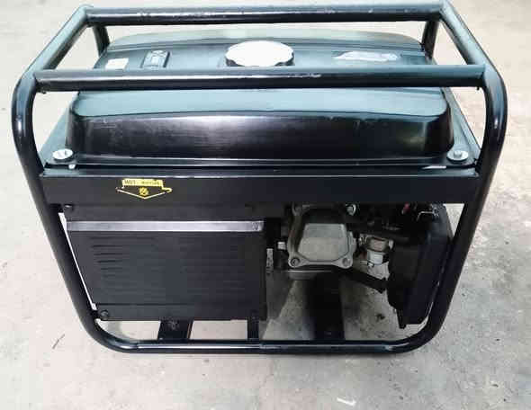 السلام عليكم مولد استره اثنين ونص كيفي 10 امبير ملف نحاس نظيفه ما دخل تصليح على الفحصع سعره125 مكاني قرب مجمع بسمايه ☎️ الهاتف *********** بي واتساب يوجد خدمه توصيل داخل بغداد
