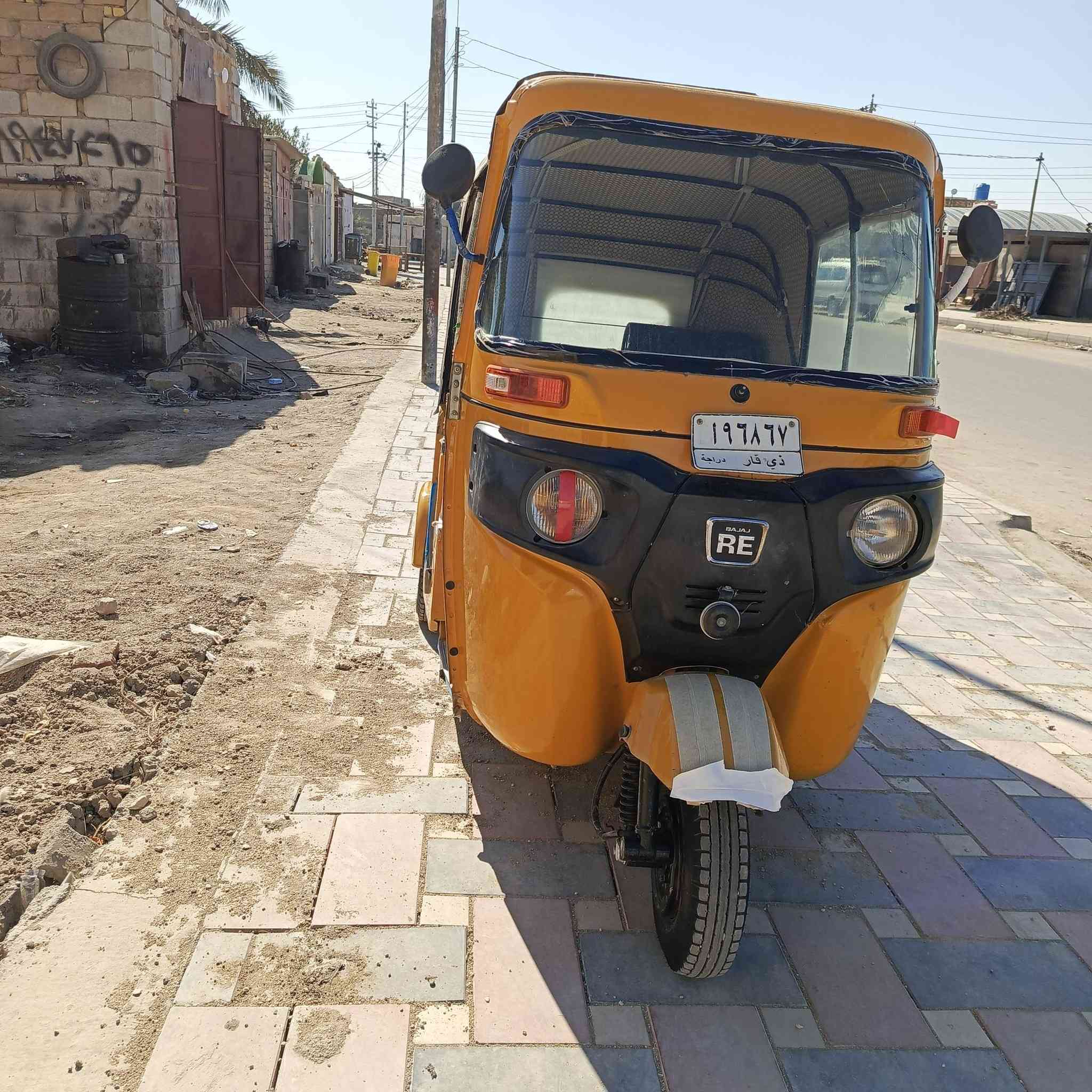 السلام عليكم/تيك توك للبيع 2020 شهر 12 التكتك بيها لقد مرجع بارد رقم وسنويه ذي قار ثاني يوم احول لك مكينه مفتوحه بس بوشه مكاني ناصريه قضاء وفود/*********** والسعر خاص مو شراي لا يتصل رجاء رجاء
