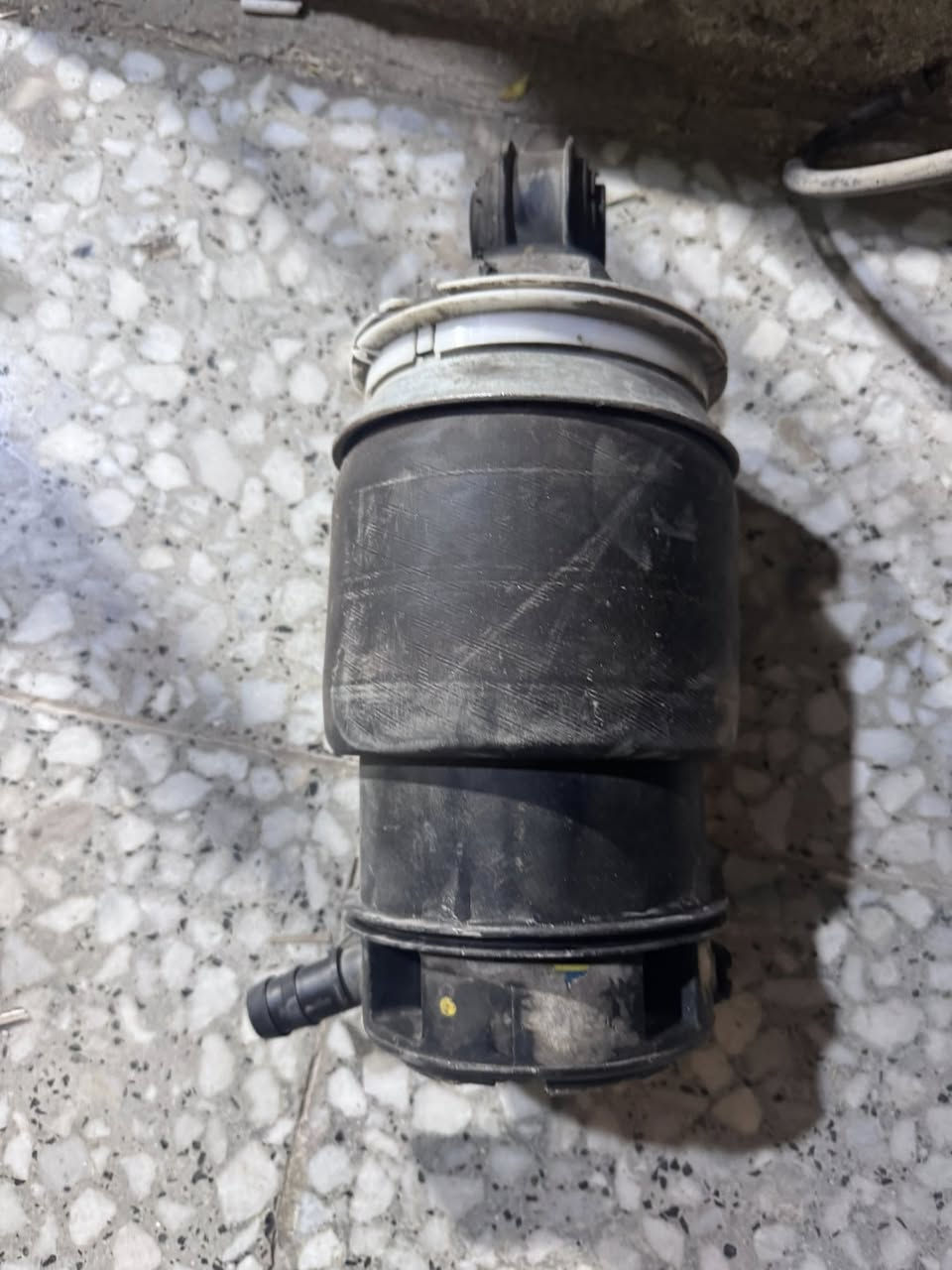 السلام عليكم جوبلس خلفي w211 يمين ويسار + ماطور الجوبلسات للبيع 
للتواصل *********** مكاني البصره ومتوفر توصيل
