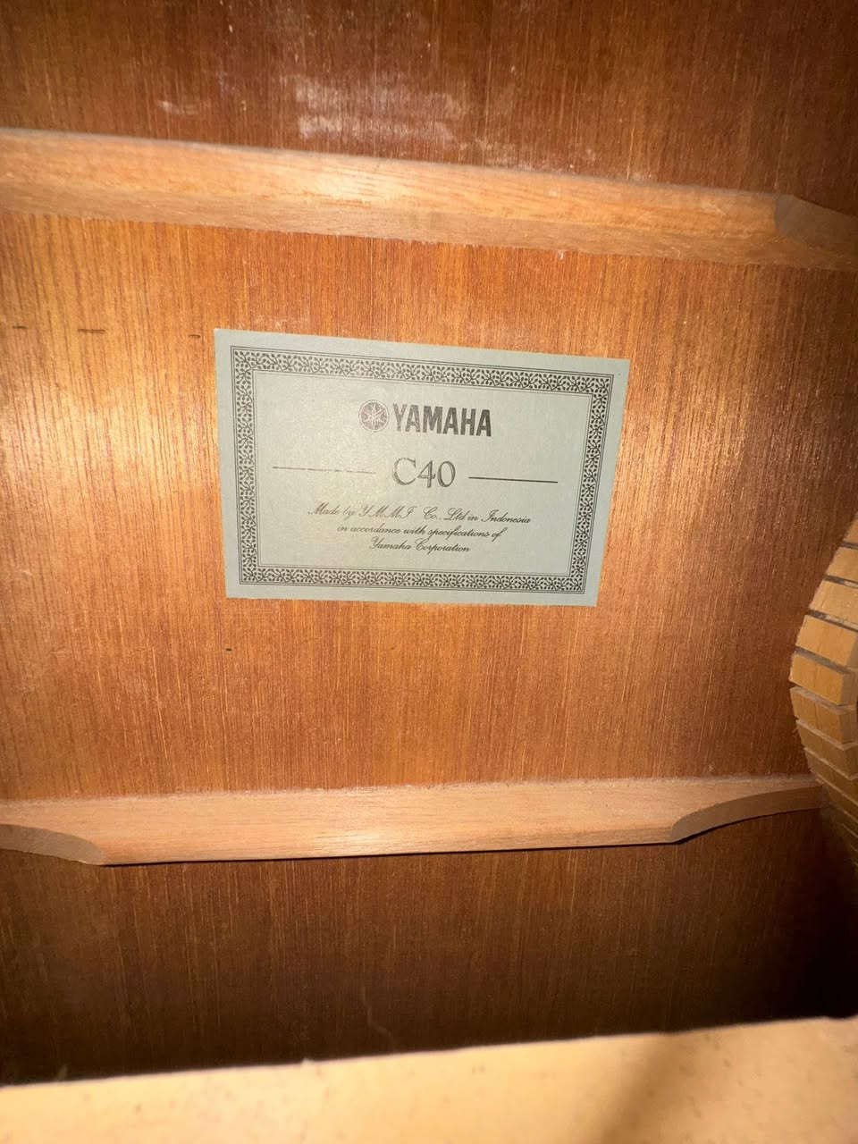گيتار yamaha C40 مستعمل نظييف اصلي  مع الرقم التسلسلي و الكراتونة مالتة موجودة 

السعر 120.000 دينار


**إذا كنت صاحب هذا الإعلان وتريد حذفه لأي سبب، رجاءا أرسل رسالة إلى الدعم الفني**