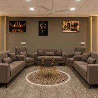 كنب • بغداد • تواصل خاص