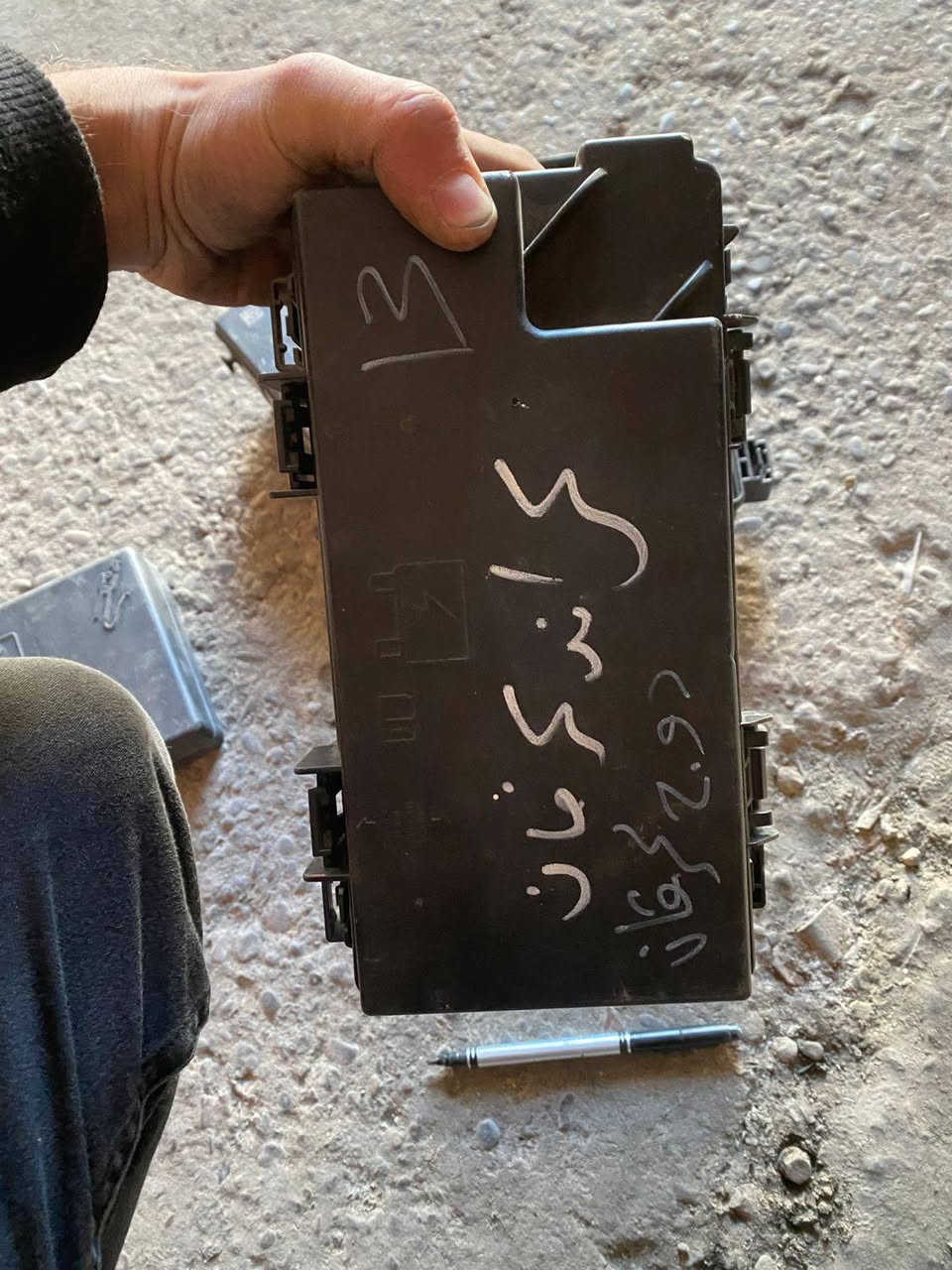 يتوفر قواعد فيورزات 
امريكي كوري 
***********
