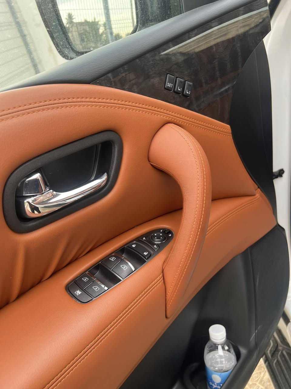 باترول 2024 ماشيه 1750 اخت الزيرو مكاني بغداد الكاظميه الطي رقم بغداد رايدها ب550 ورقه خمس شدات ونص وبيها مجال حك الجيه تواصل واتس اب اتصال عادي عالخط ***********
