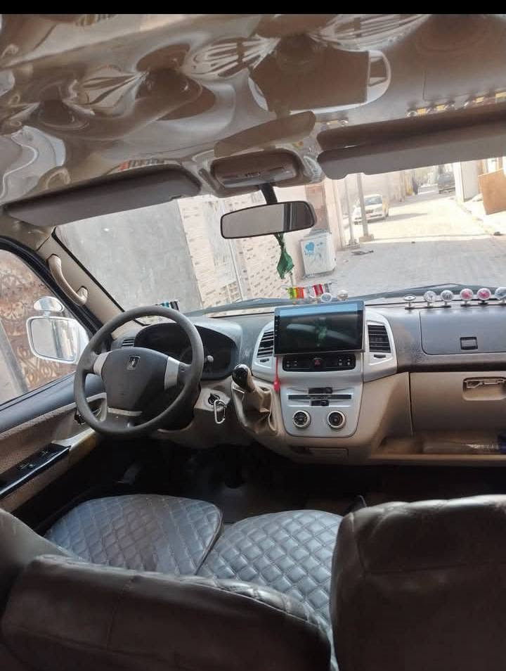السلام عليكم سياره جنبي وكفوله كفاله عامه موديل 18 سياره في البصره رقم التلفون***********
