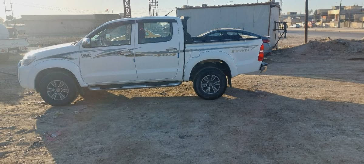 السلام عليكم للبيع هايلوكس ٢٠١٤ رقم أربيل سنويه صاغطه مكان السياره بغداد النهروان السعر ٢٠٠ وبيهه مجال رقم الهاتف 
***********
