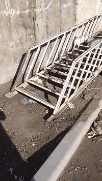 السلام عليكم درج حديد قوي للبيع / السعر 400 الف
للتواصل/***********
