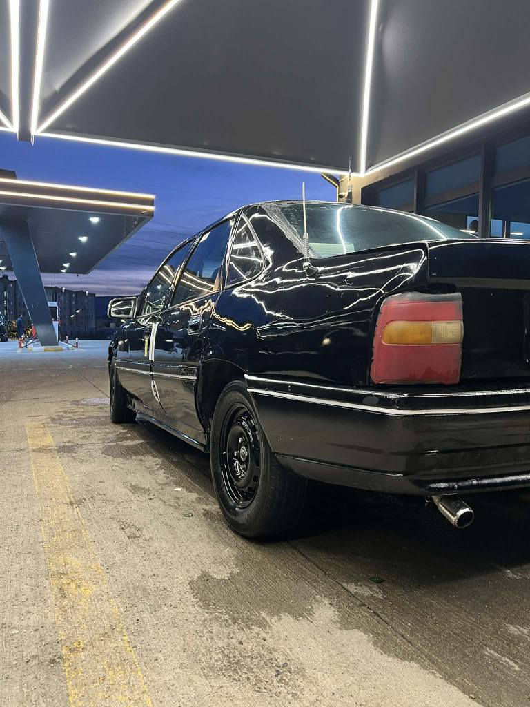 سەرەتا بەناوی خوا
ئەم ئۆپڵە بۆ فرۆشتن  
مەکینە 18 
مۆدیل ـ1995
تازە پێشی داگیراوە توندوو تۆڵەو ماڵی کەسابەتە 
بانزی هەر ناخوا 
گێڕوو مەکینە بەشەرتی دەفیتەر
تەجیل مکەبەرە ئۆکس بلوتوس 
علوجە کەفلی مەدەنی دزران پارەی کەسی تێدا نەبێت
لایتی بلاجکتۆری تازەی بۆ ەسراوە
بەرگی کوشن تازەیە
سعر 16وەرەقە مەجالێکی برایانە
ژم. خاوەنی *********** السليمانية, العراق
