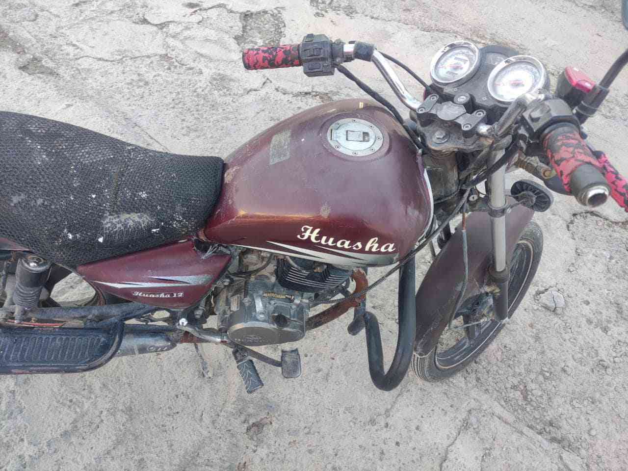 السلام عليكم دراجه هيوشه للبيع شرط المحرك ما مفتوح كهربائيات كلها شغاله
***********
