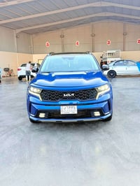 سورنتو 2021 وارد امريكي رقم بغداد فول مواصفات S  4 سلندر  7 راكب  3 قط...