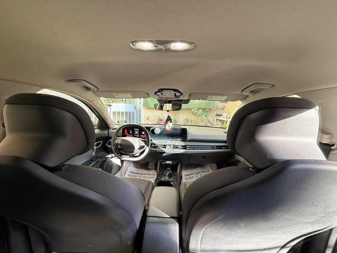 السلام عليكم 
كي فور 2025
وارد امريكي
Kia k4
فول موصفات عدا فتحة واشاير بالمري 
.تشغيل عن بعد 
.اشارة ترحيب 
.فتح الصندوق عند الاقتراب 
.اوتو هولد
.سايد بريك كهربائي
.رادار جانبي وامامي 
.مازدات led لد ثلاث عدسات
.قيادة ذاتية 
.تحديد مسار
.شاشة متصلة 
.اضوية داخلية لمس
.تحكم كامل عن طريق الشاشة 
. دشبول بيانو 
مكينه 2000 دوش 

الحادث موضح بالصور 
تبديل بنيد فقط تفصيخ اصلي
بدون دواخل لغد وشاصي كفااله 
ايرباك دركه فقط  
 .
السعر :$173 بيه مجال بسيط 
بغداد الامين الثانيه 
***********
