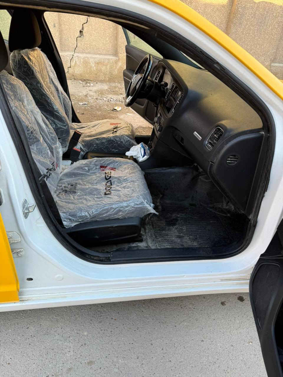 اوباما 14 
بدون رقم 
مكانه بغداد 
***********
