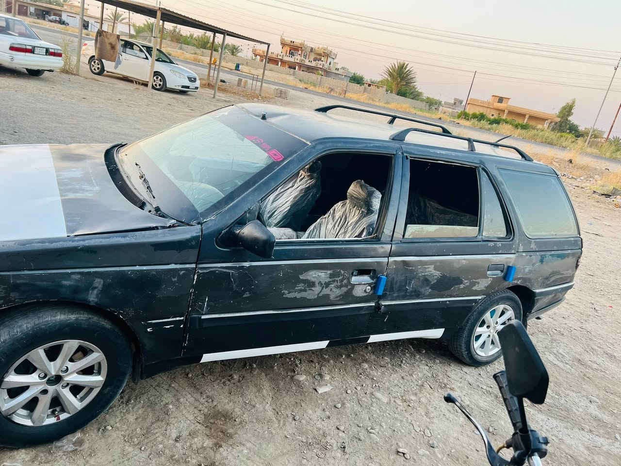 بيجو ستيشن موديل ٩٣بيها سنويه أبيع حبل كير ومحرك شرط دبلات صدر كله شرط السعر ٩اوراق وبيها مجال ***********
